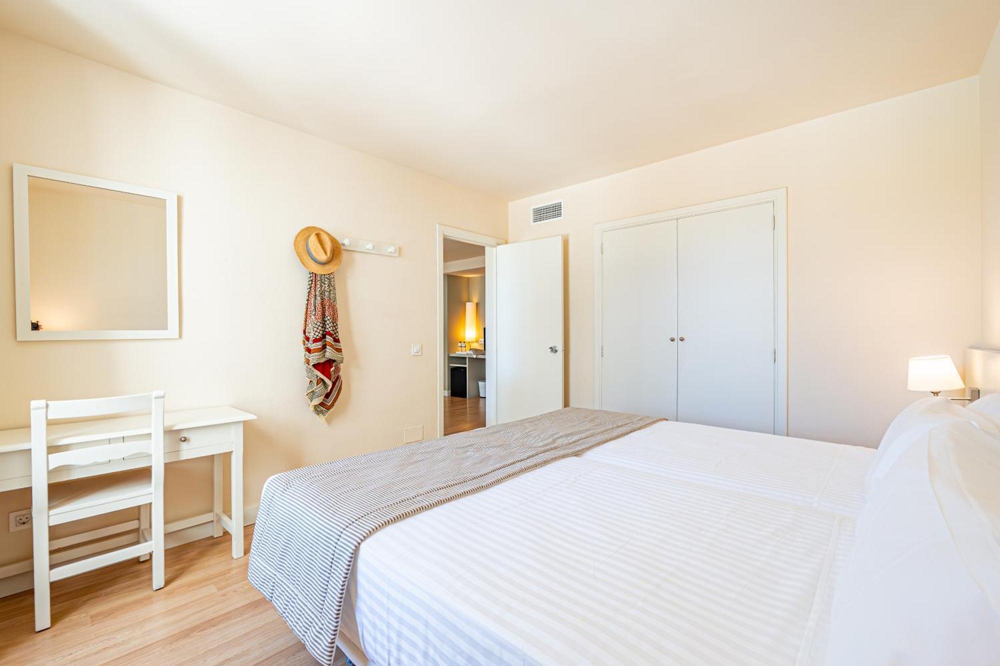 Rosella Affiliated By Intelier Hotel Sa Coma (Mallorca)